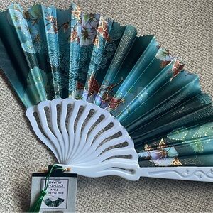 Elegant Floral Folding Fan - Teal and White